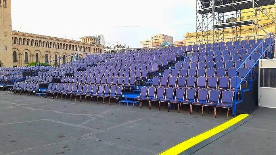 Տրիբունա — Լուսանկար 1